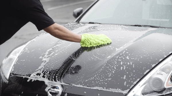 how-to-detail-your-cars-exterior-like-a-pro-14-tips-tricks-614197